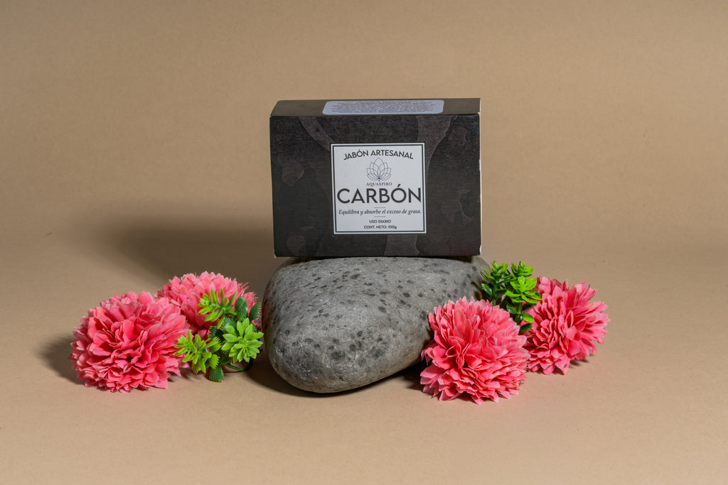 Jabón artesanal de carbón, equilibria y absorbe exceso de grasa, sin fragancia,  100 g