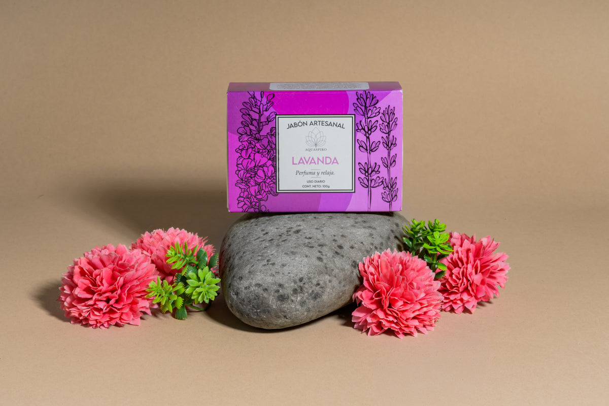 Jabón Artesanal Lavanda Fresco, limpio y floral, 100g